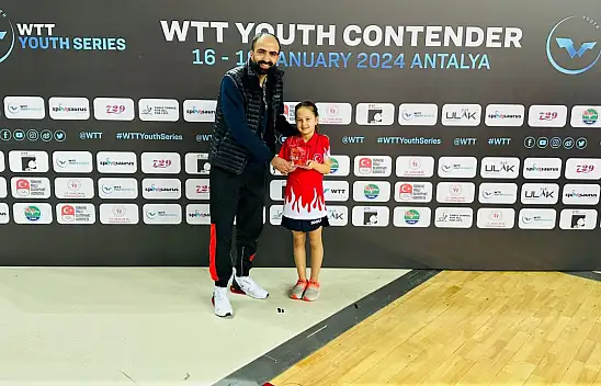 Defne Üzümcü üçüncü oldu!