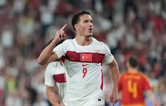 Deniz Gül kimdir? Deniz Gül Galatasaray'a geldi mi? Deniz Gül hangi mevkide oynuyor?
