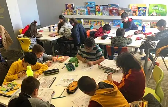 Deniz Öner: Bir İngiliz gibi düşünebilme yeteneğini kazandırıyoruz