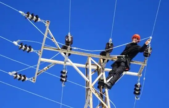 Diyarbakır'da DEDAŞ işçisi ölümle burun buruna