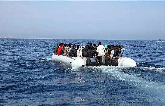 Düzensiz göç yüzde 369 geriledi