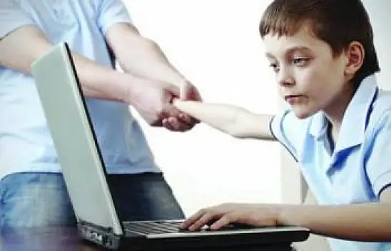 Ekran Bağımlılığının Zararları: Çağımızın Gizli Tehlikesi