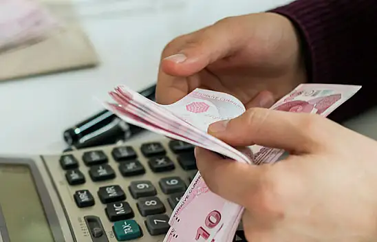 Emekliler dikkat: Bu şartla aylık 5 bin lira ikramiye alacaksınız... İşte hesaplara yatacağı tarih...