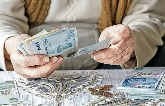 Emekliler dikkat: Bunu yapandan SGK maaşları faiziyle geri talep edecek!