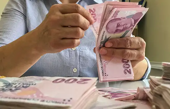 Emekliler için yeni dönem hazırlığı! Taban maaş yerine hane geliri modeli gündemde