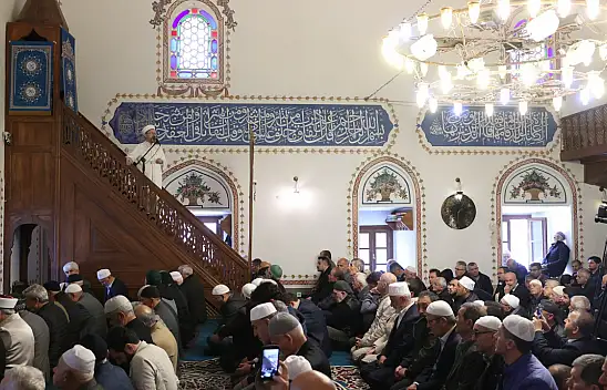 Erbaş, Cuma hutbesi irad etti