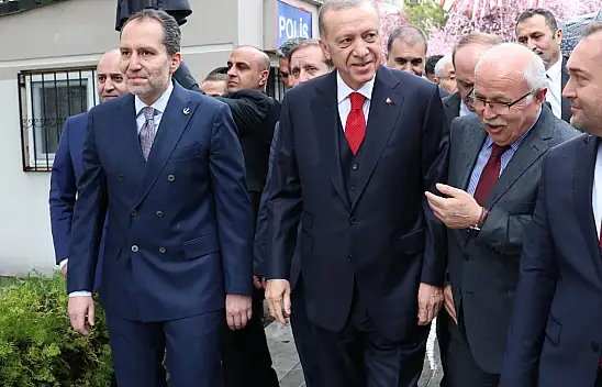 Erdoğan, Erbakan'ı ziyaret etti