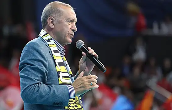 Erdoğan: Suriyelileri briket evlere göndermeye başladık