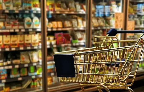 Erken davranan kapıyor: O markette büyük indirim var!