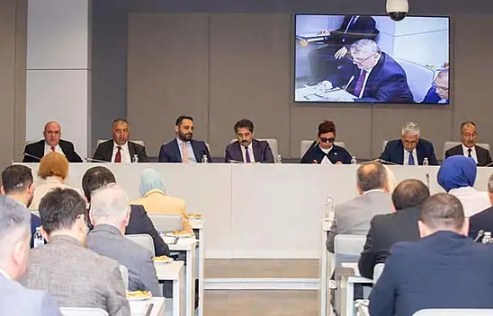 Erkılınç: 'Resmi ilana bağlı yayıncılık ticari gerçeklerle bağdaşmıyor'