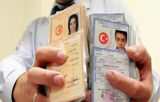 Eski kimlikli vatandaşlar oy kullanabilecek mi?