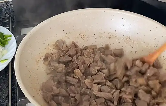 Et pişirirken bilmeniz gerekenler. Etin besin değeri artıyor ve lokum gibi oluyor…