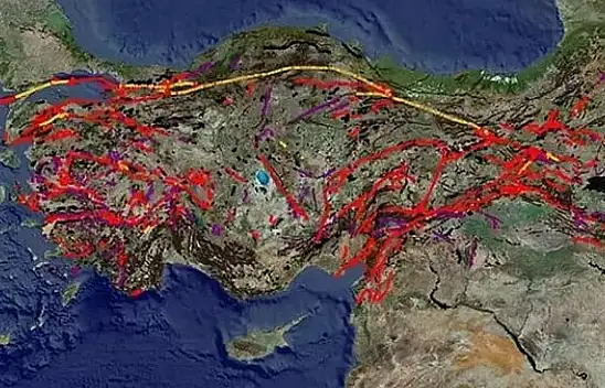Fay hatlarının gizemli dünyası: Dünyamızı şekillendiren doğa olayları