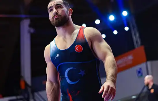 Feyzullah Aktürk kimdir? Feyzullah Aktürk nerenin pehlivanı? Feyzullah Aktürk Kırkpınar 2026