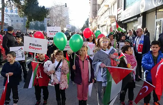 Filistin için yürüdüler! Ispartalı çocuklardan destek!
