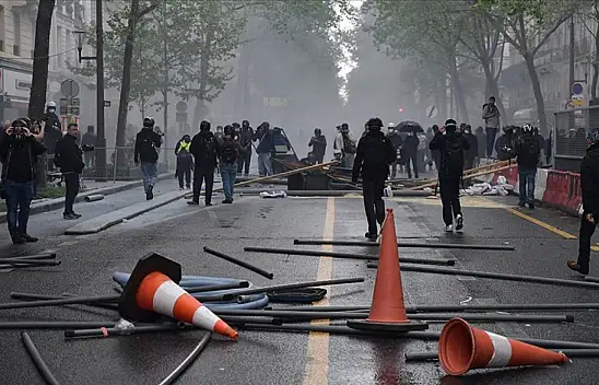Fransa'da 1 Mayıs gösterilerinde çok sayıda kişi yaralandı
