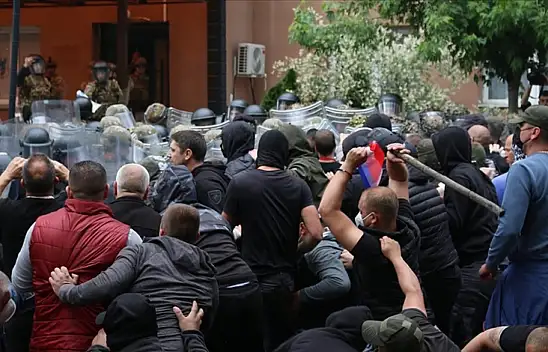 Fransa Kosova'da o saldırıyı kınadı