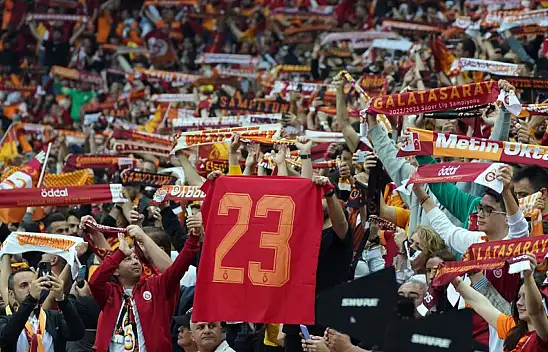 Galatasaray - Fenerbahçe derbisini 51 bin 5 taraftar izledi