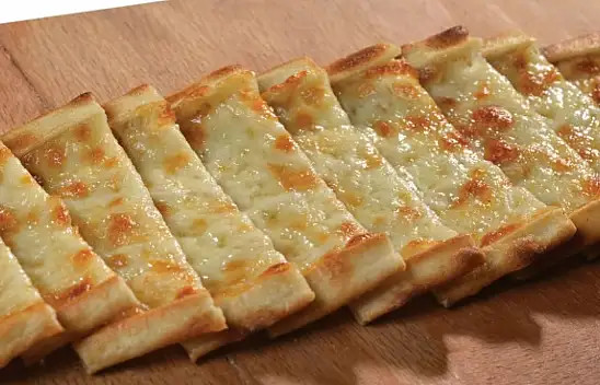 Geleneksel kaşarlı pide nasıl yapılır? Evde kaşarlı pide yapımı