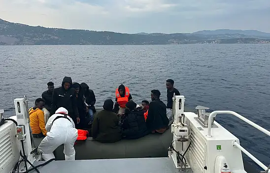 Göçmenlerin ölüm yolculuğu bitmek bilmiyor. Sahil Güvenlik 'Can' oldu