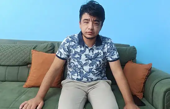 Görenler şaşıp kalıyor. Yaşından fazla büyük gösteriyor