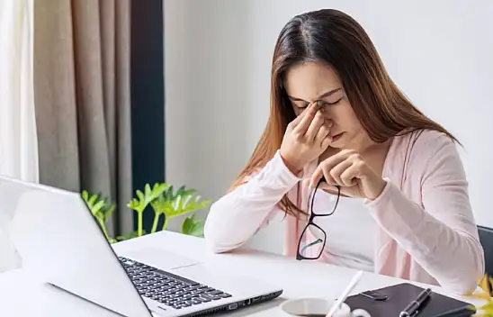 Göz Yorgunluğu Neden Olur?