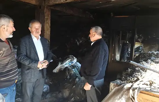 Günbaş yanan iş yerinde incelemelerde bulundu!