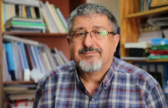 Gündeme bomba gibi düşen iddia! Ünlü ekonomist Konukman'dan 'Enflasyonla mücadele diye bir şey yok!' açıklaması