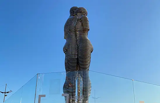 Gürcistan'ın incisi mi diyim, yoksa sen mi gerçek ismini açıklamak istersin Batum