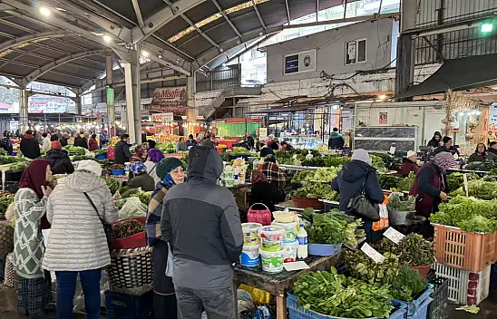 Halk pazarındaki fiyatlar vatandaşları şaşırttı!