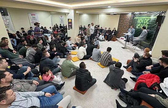 Hasan Kılca: Türkiye yüzyılı çocuklarımızın ve gençlerimizin ellerinde yükselecek