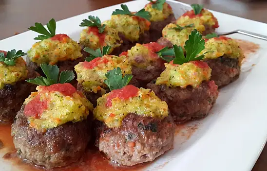 Hasanpaşa Köftesi: Padişahlar, Sultanlar, Kralları Tek Noktada Birleştiren Köfte!