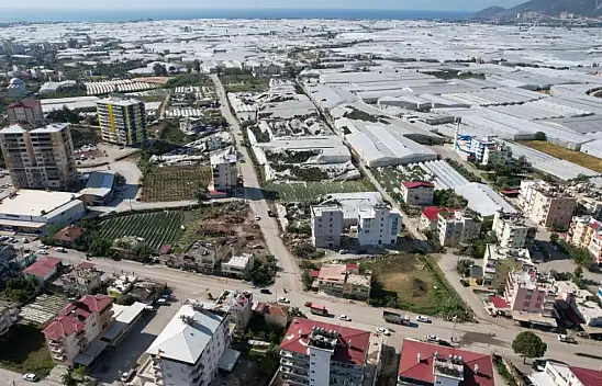 Hortum Anamur'u yerle bir etti