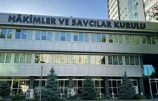 HSK'da 3 bin 423 hakim ve savcının görev yeri değiştirildi