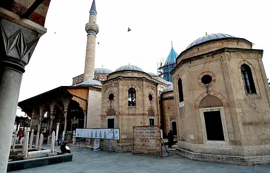 Hz. Mevlana'nın Konya'ya Gelişinin 795. Yılı Mevlana Meydanı'nda kutlanıyor