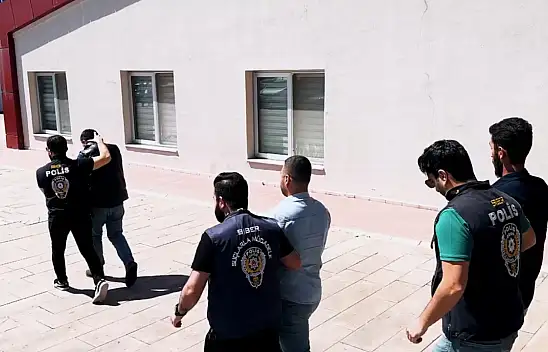 İkinci el araç alım satım dolandırıcılarına eş zamanlı operasyon