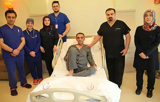 İnce bağırsağından çıkan ur hayrete düşürdü!