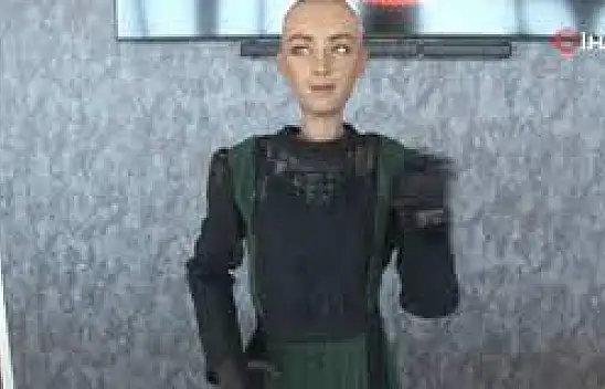 İnsana en çok benzeyen robot Sophia, orada radyo yayını gerçekleştirecek