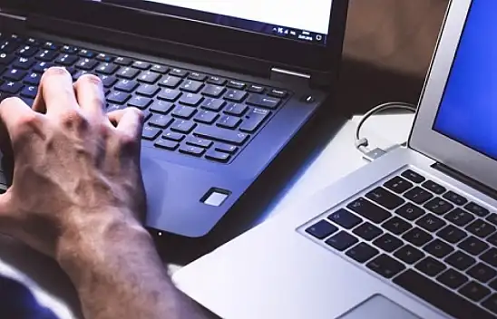 İşçinin bilgisayarını izinsiz inceleyen patrona kötü haber