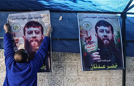 Khader Adnan hayatını kaybetti