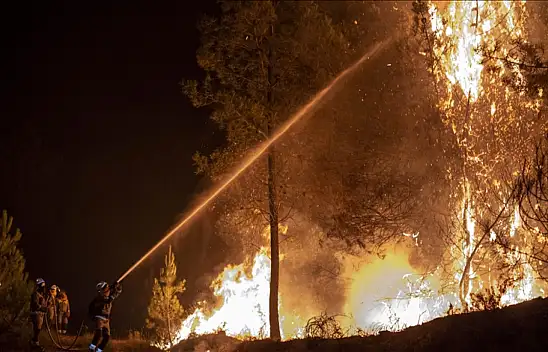 İspanya alevlere teslim