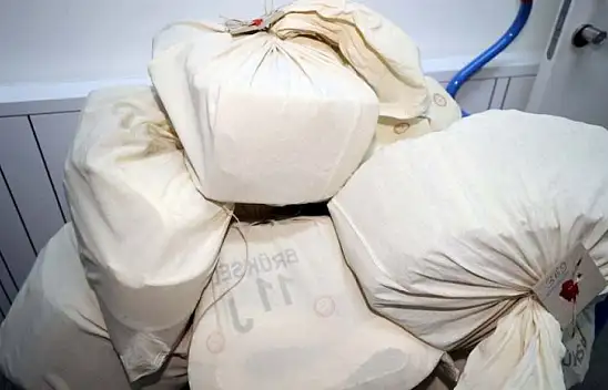 İspanya'dan oy pusulaları diplomatik kuryelerle Türkiye'ye gönderildi