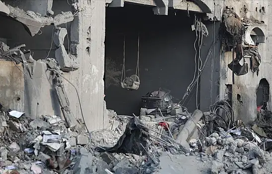 İsrail  askerleri mülteci kampına saldırdı: 23 ölü