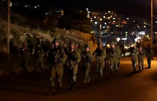 İsrail güçleri, 3 Filistinliyi şehit etti