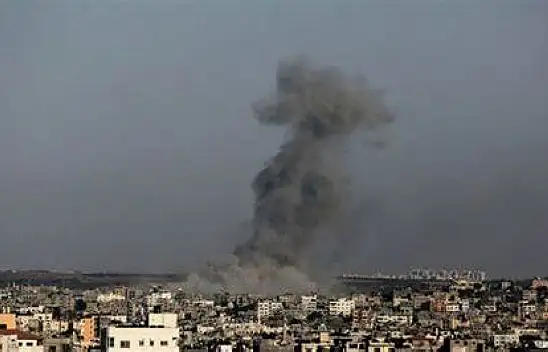 İsrail saldırıyor, dünya seyrediyor!