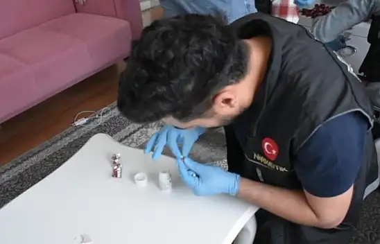 Jandarmadan uyuşturucu tacirlerine darbe: 4 gözaltı