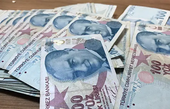Kademeli emeklilik çıkacak mı? Kanun teklifleri Meclis'te, gözler emeklilik düzenlemesinde