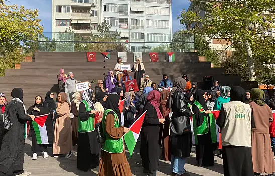 Kadınlar Filistin için bir arada!