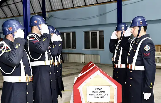 Kalp krizi geçiren Uzman Çavuş Mevlüt Uçar Seydişehir'de toprağa verildi