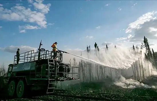 Kanada'da tahliye edilenlerin sayısı 29 bine çıktı